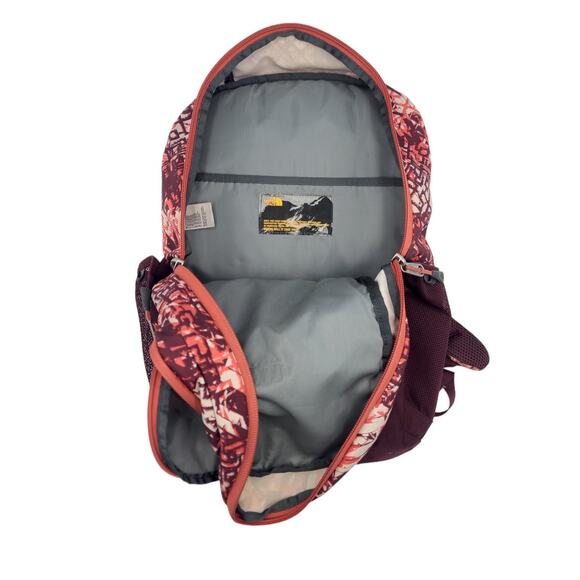 The North Face Women’s Vault Backpack NFOOCHJ1163 - Picture 6 of 7